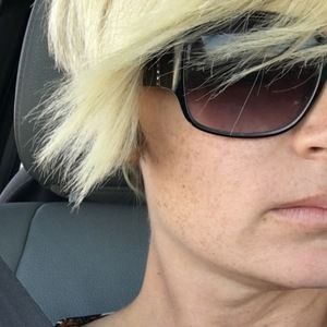 Meet your Posher, Jen